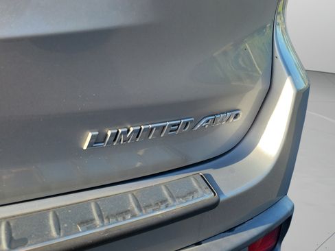 Used 2015 Toyota Highlander Limited Platinum AWD/4WD image 21