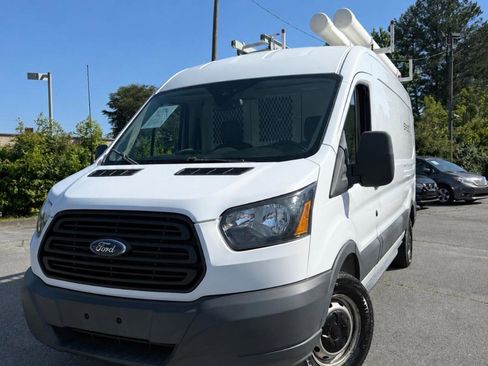 Used 2017 Ford Transit 250 148 Medium Roof RWD image 3