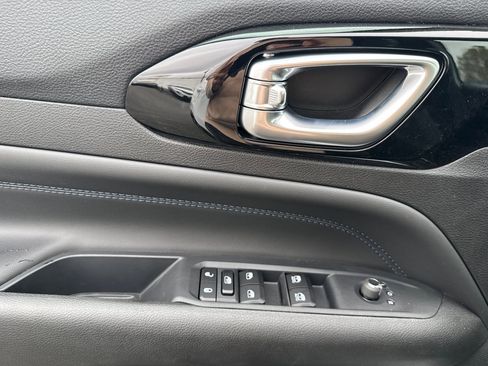 New 2026 Jeep Compass Latitude image 10