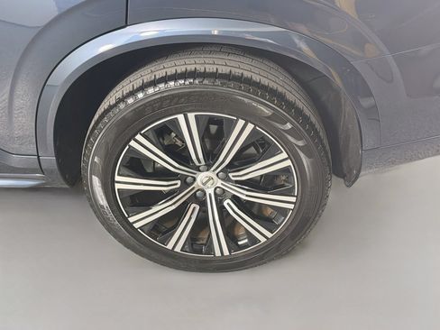 Used 2025 Volvo XC90 B5 Core w/ Protection Package Premier AWD/4WD image 33