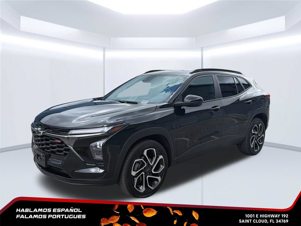 Certified 2025 Chevrolet Trax RS w/ Sunroof Package FWD image 2