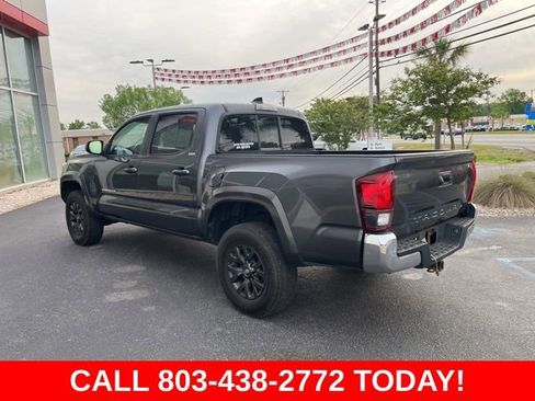 Used 2022 Toyota Tacoma SR5 w/ SR5 Appearance Package (SM) image 36