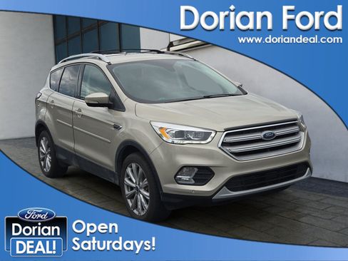 Used 2018 Ford Escape Titanium AWD/4WD image 1