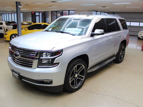 Used 2015 Chevrolet Tahoe LTZ image 11