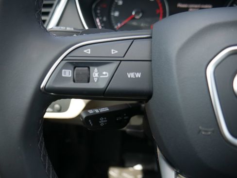 Used 2023 Audi Q5 2.0T Premium w/ Convenience Package AWD/4WD image 37