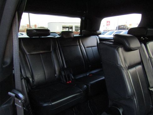 Used 2019 Ford Expedition XLT w/ Equipment Group 201A image 14