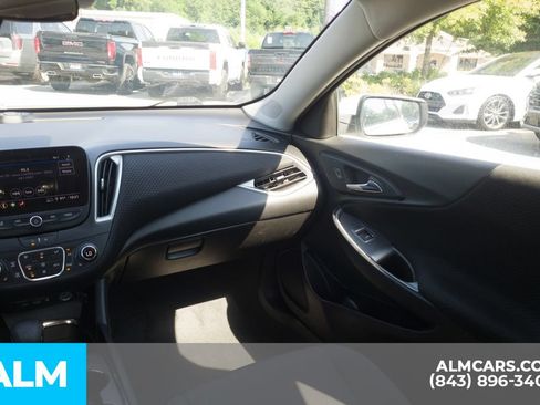 Used 2024 Chevrolet Malibu LT FWD image 18