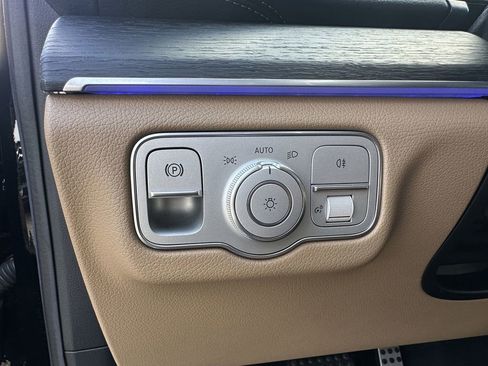 Certified 2024 Mercedes-Benz GLS 450 4MATIC image 37