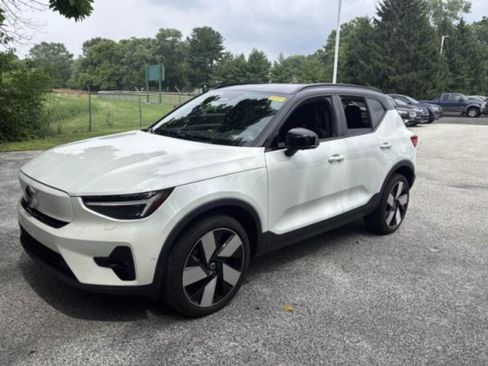 Used 2023 Volvo XC40 Recharge Ultimate AWD/4WD image 19