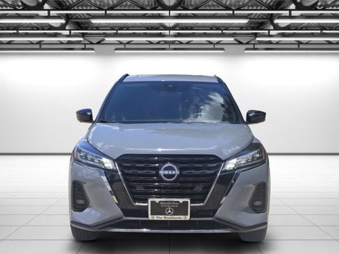 Used 2024 Nissan Kicks SR FWD image 4