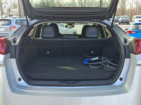 Used 2021 Toyota Prius Prime XLE image 29