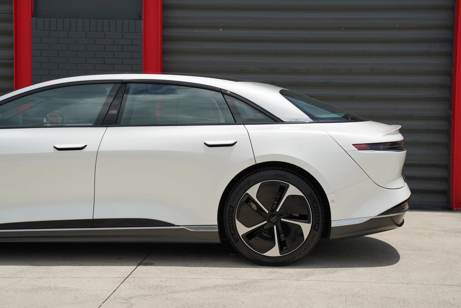 Used 2023 Lucid Air Touring AWD/4WD image 8