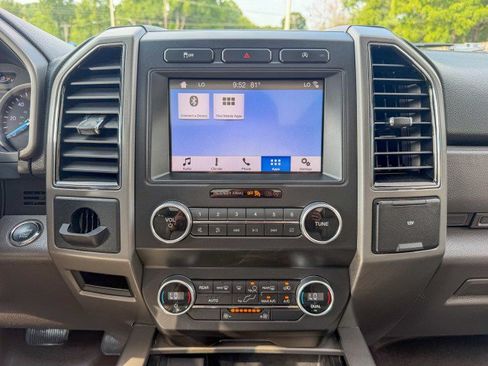 Used 2019 Ford Expedition XLT w/ Equipment Group 201A RWD image 12