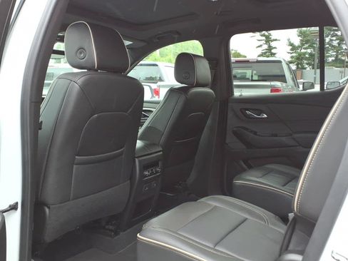 Certified 2023 Chevrolet Traverse Premier w/ Redline Edition AWD/4WD image 22