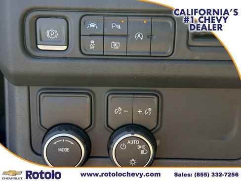 Used 2023 Chevrolet Tahoe LT w/ Luxury Package RWD image 20