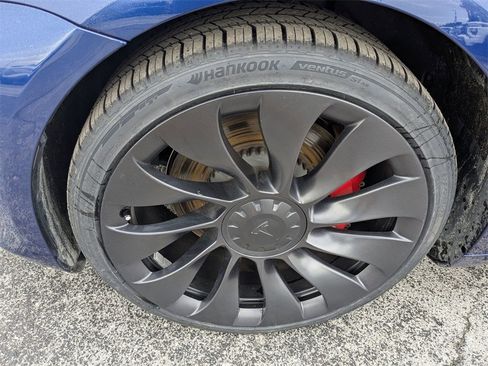 Used 2023 Tesla Model 3 Performance image 9