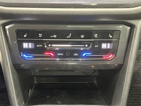 Used 2022 Volkswagen Tiguan SEL R-Line image 15