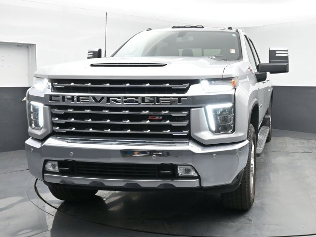 Used 2022 Chevrolet Silverado 3500 LTZ w/ LTZ Plus Package AWD/4WD image 3