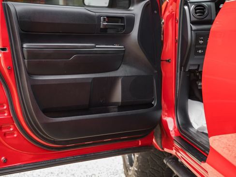 Used 2019 Toyota Tundra SR AWD/4WD image 31