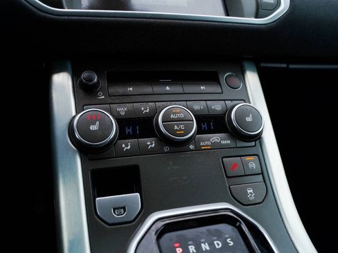 Used 2014 Land Rover Range Rover Evoque Pure Plus image 18