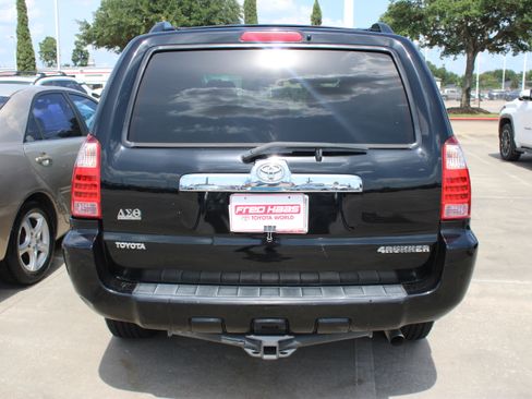 Used 2007 Toyota 4Runner SR5 RWD image 7