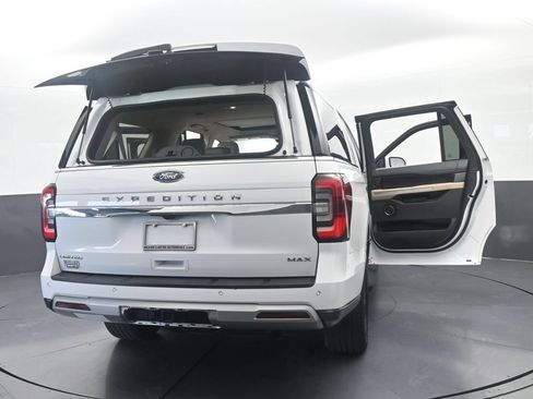 Used 2024 Ford Expedition Max Limited RWD image 38