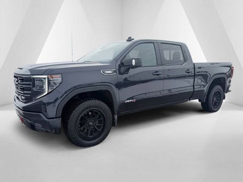 Used 2022 GMC Sierra 1500 AT4 w/ AT4 Preferred Package image 3