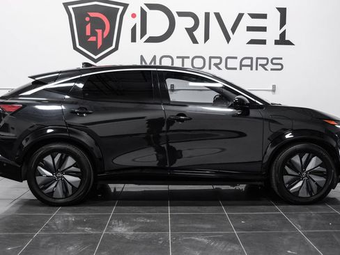 Used 2023 Nissan Ariya FWD image 7
