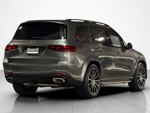 New 2026 Mercedes-Benz GLS 580 4MATIC image 5