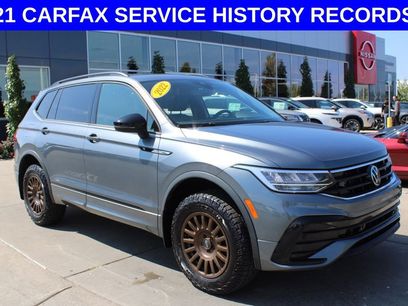 Used 2022 Volkswagen Tiguan SE R-Line