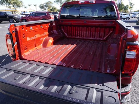 New 2026 GMC Canyon Elevation w/ Convenience Package image 8