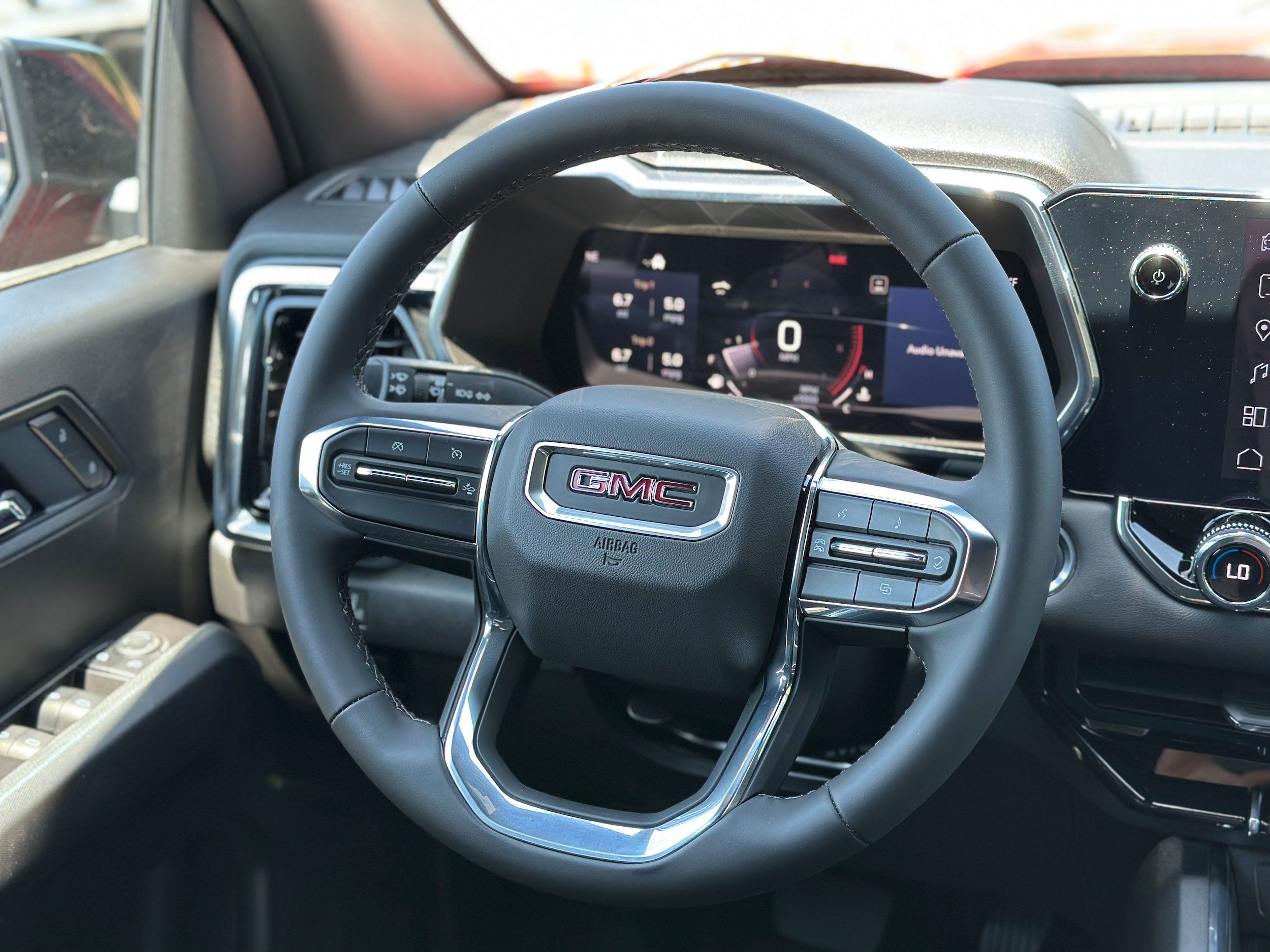 Used 2025 GMC Canyon Elevation w/ Convenience Package RWD image 14