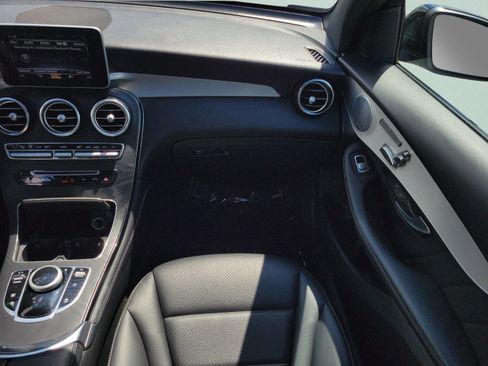 Used 2019 Mercedes-Benz GLC 300 image 15