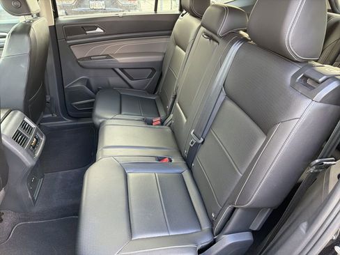 Used 2023 Volkswagen Atlas SE image 10