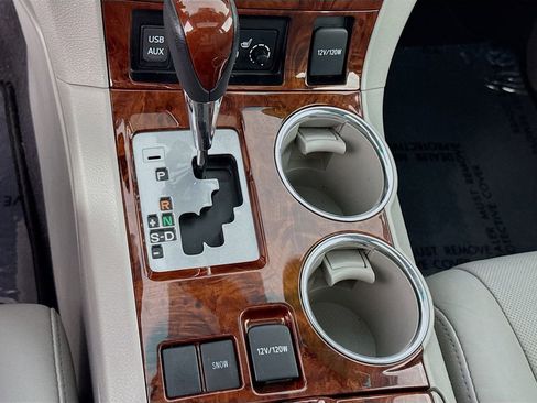 Used 2012 Toyota Highlander Limited image 19