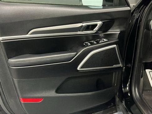 Used 2020 Kia Telluride LX AWD/4WD image 11