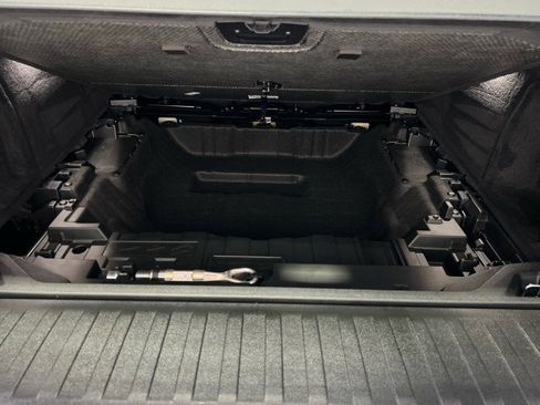 Used 2024 BMW X5 xDrive40i w/ Premium Package image 30