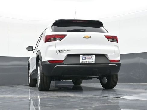 New 2026 Chevrolet TrailBlazer LS w/ LS Convenience Package FWD image 42