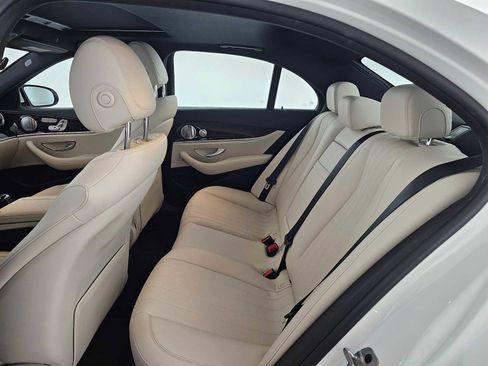 Used 2020 Mercedes-Benz E 350 Sedan image 16