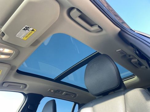 Certified 2023 Volvo XC90 B6 Plus image 23