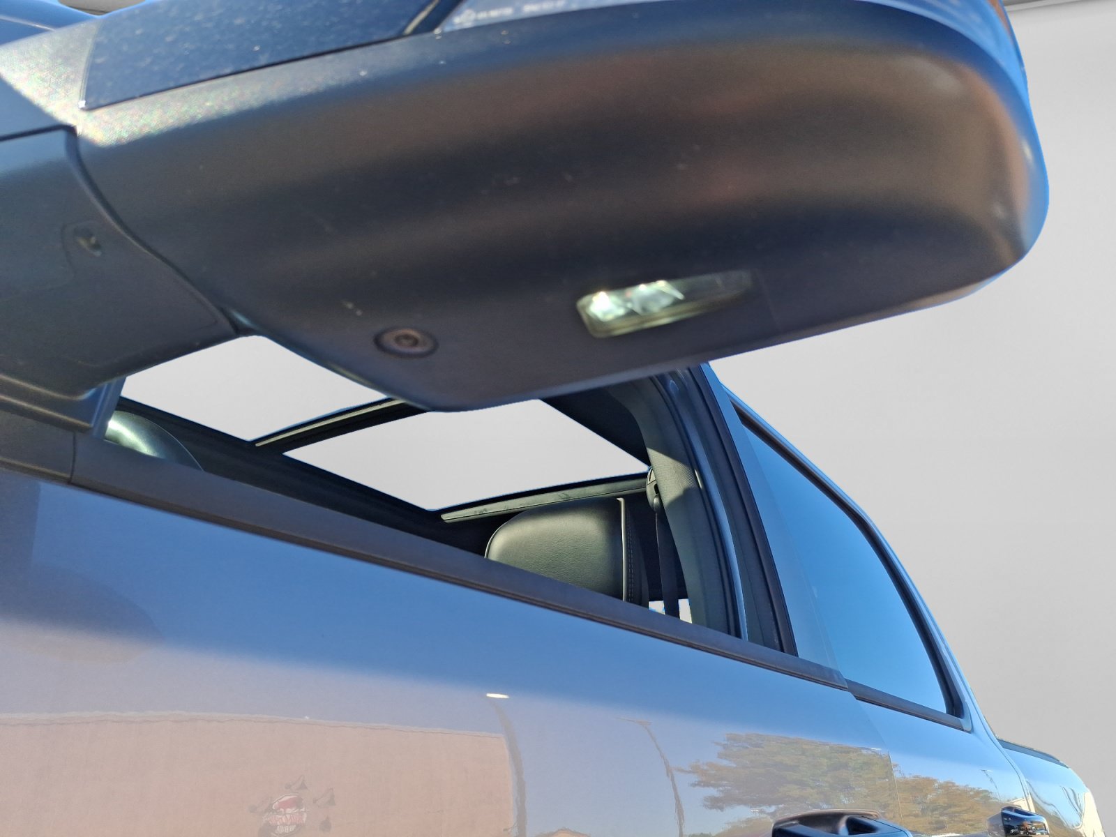 Used 2024 RAM 1500 Limited AWD/4WD image 36