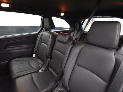 Used 2023 Honda Odyssey Sport image 11