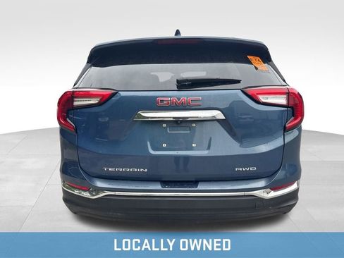 Used 2024 GMC Terrain SLT AWD/4WD image 6