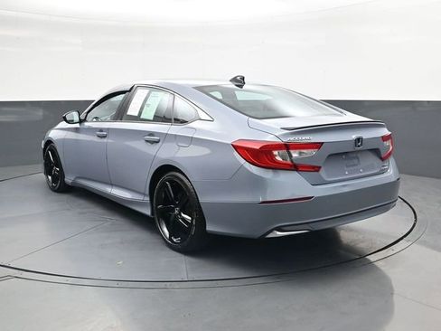 Used 2022 Honda Accord Sport image 4