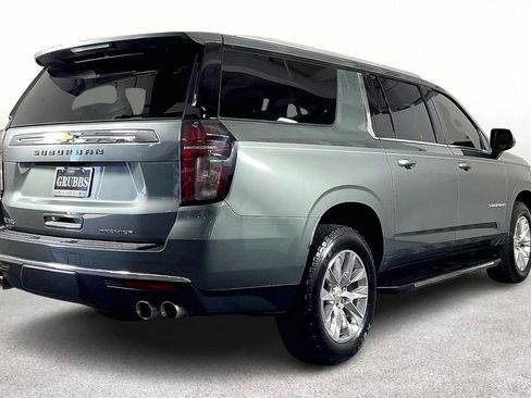 Used 2023 Chevrolet Suburban Premier AWD/4WD image 2