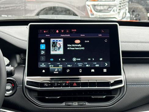 New 2026 Jeep Compass Latitude image 15