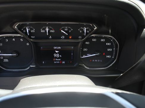 Used 2022 GMC Sierra 1500 SLT w/ SLT Premium Package AWD/4WD image 32