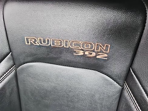 Certified 2021 Jeep Wrangler Unlimited Rubicon image 39