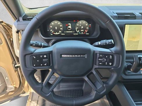 Certified 2025 Land Rover Defender 110 S AWD/4WD image 18