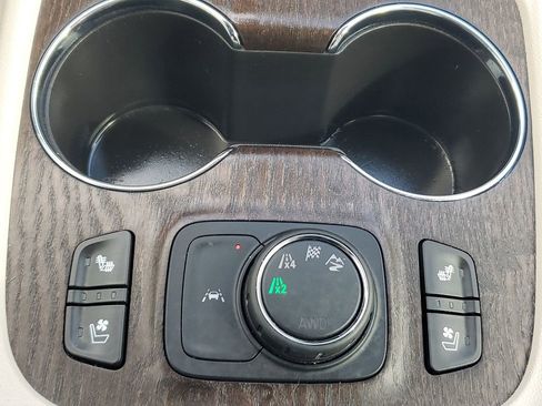 Used 2022 GMC Acadia Denali w/ Denali Ultimate Package image 34